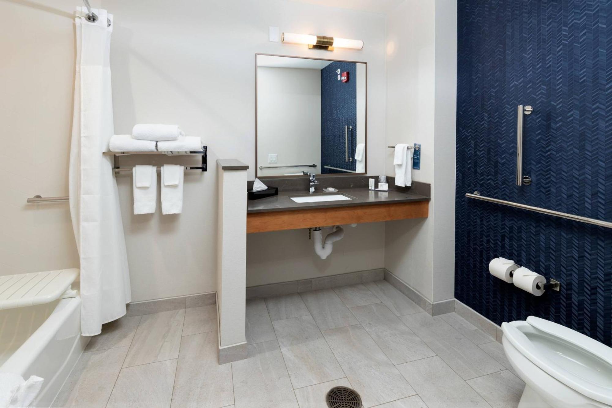 Fairfield Inn & Suites Morganton Historic Downtown Esterno foto