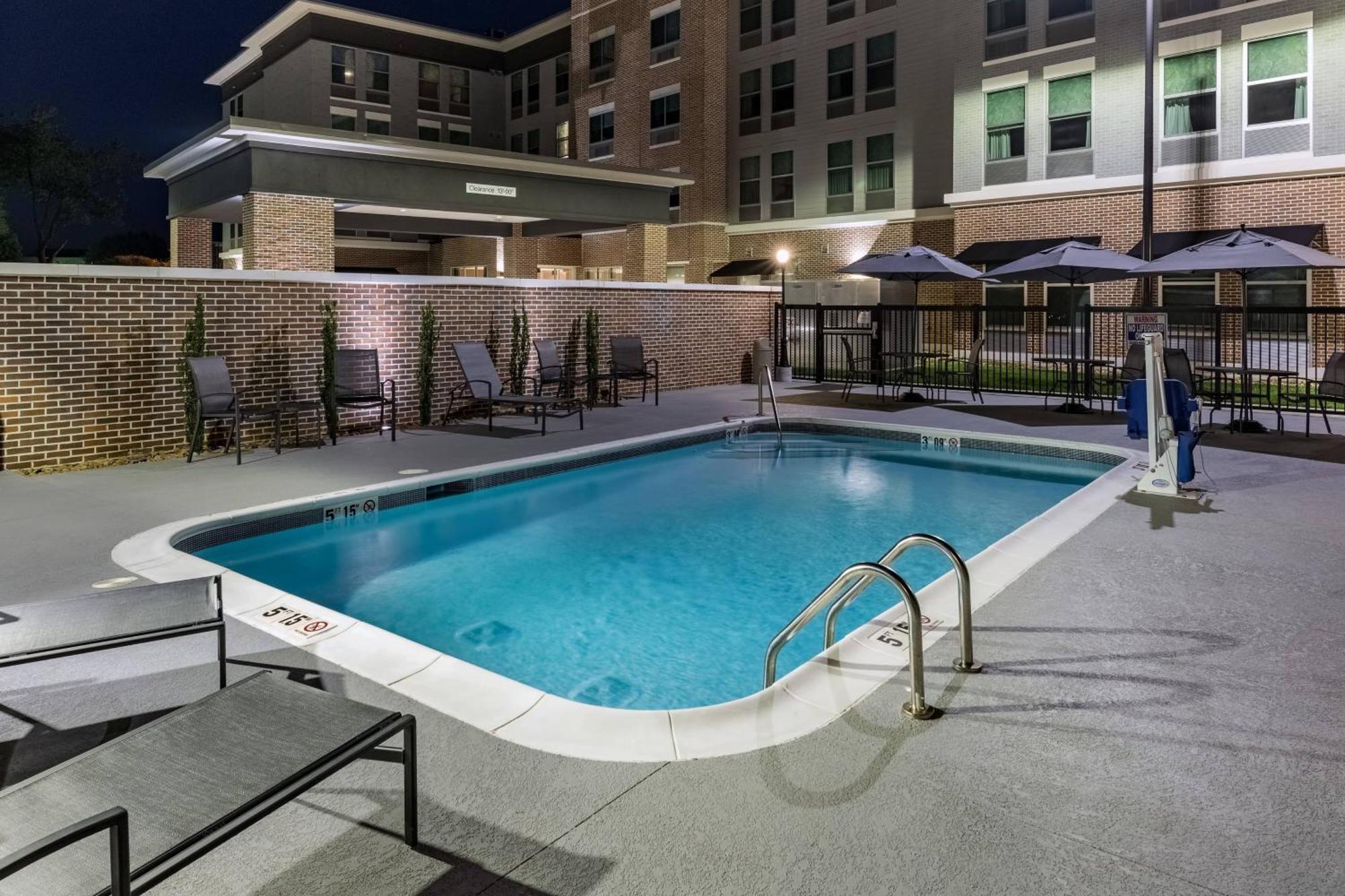 Fairfield Inn & Suites Morganton Historic Downtown Esterno foto