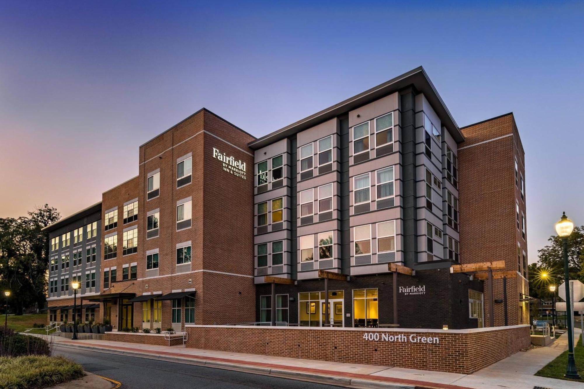 Fairfield Inn & Suites Morganton Historic Downtown Esterno foto